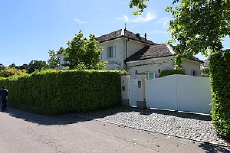 Route des Carres 9