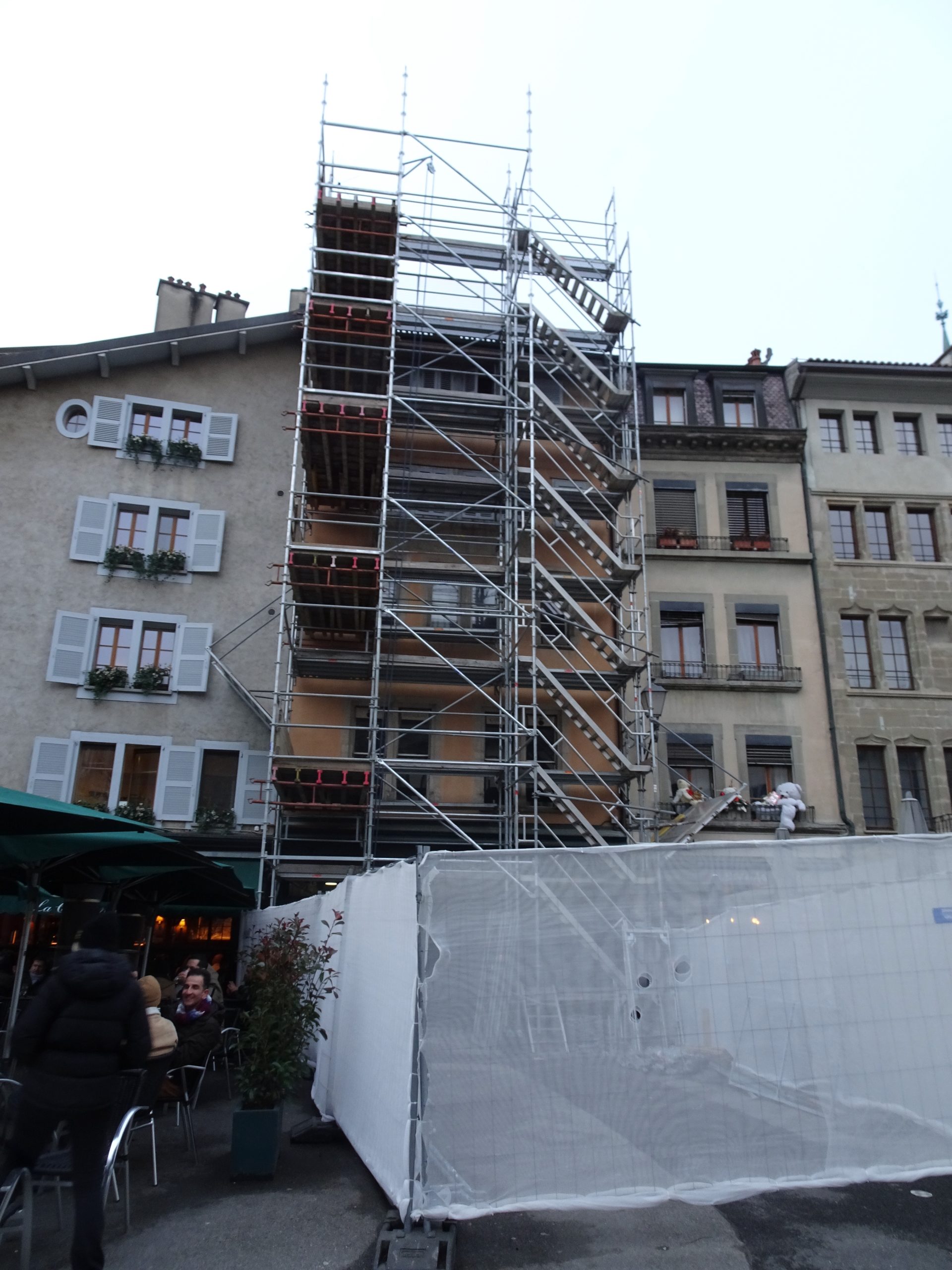 Place du Bourg-de-Four 18
