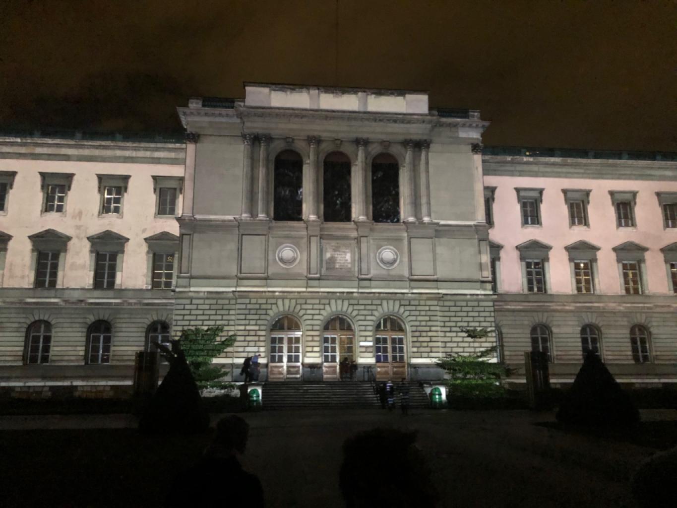 Uni-Bastions