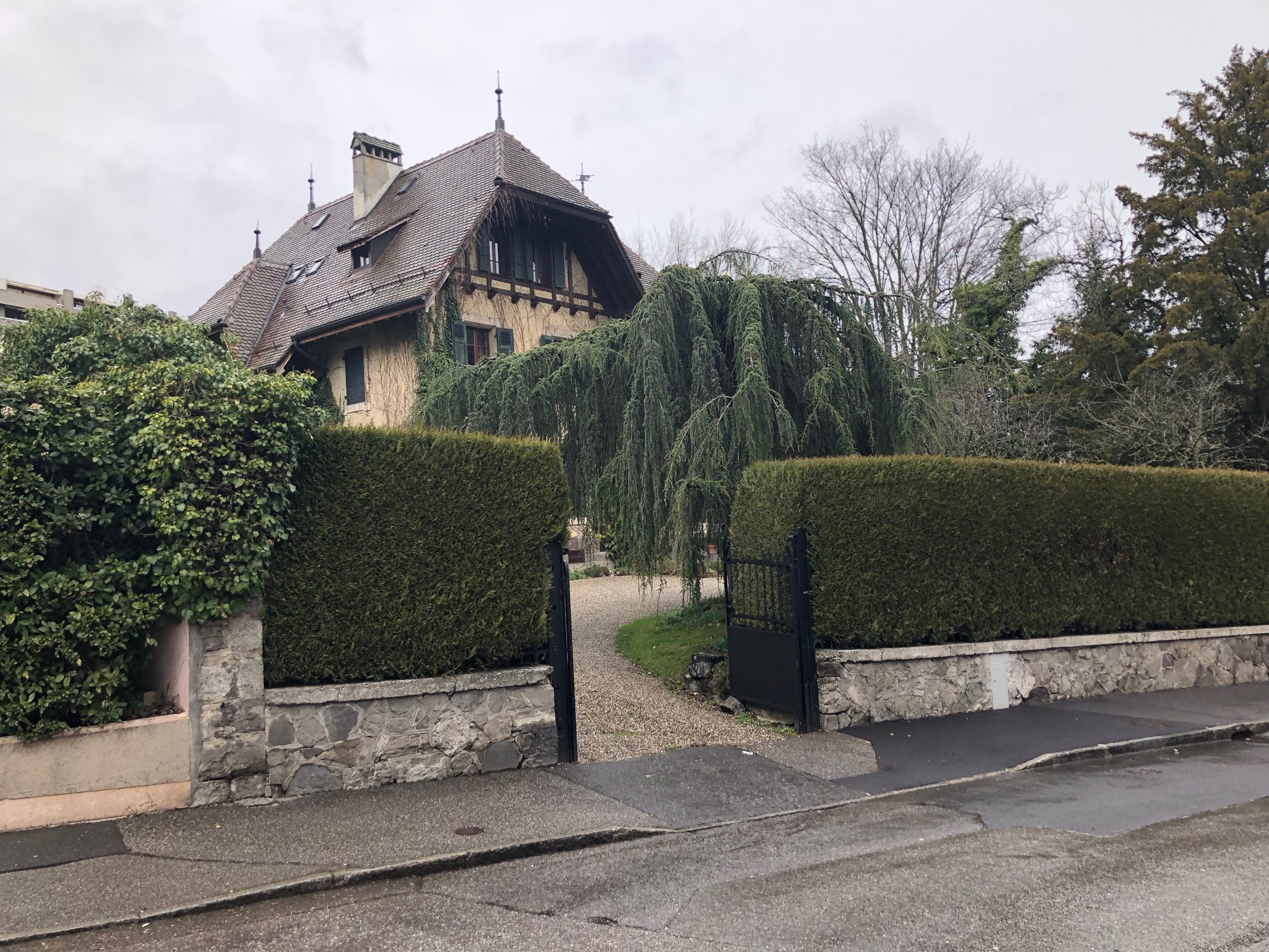 Bâtiment à Chemin des Crêts 10 (Genève), 1209 Genève