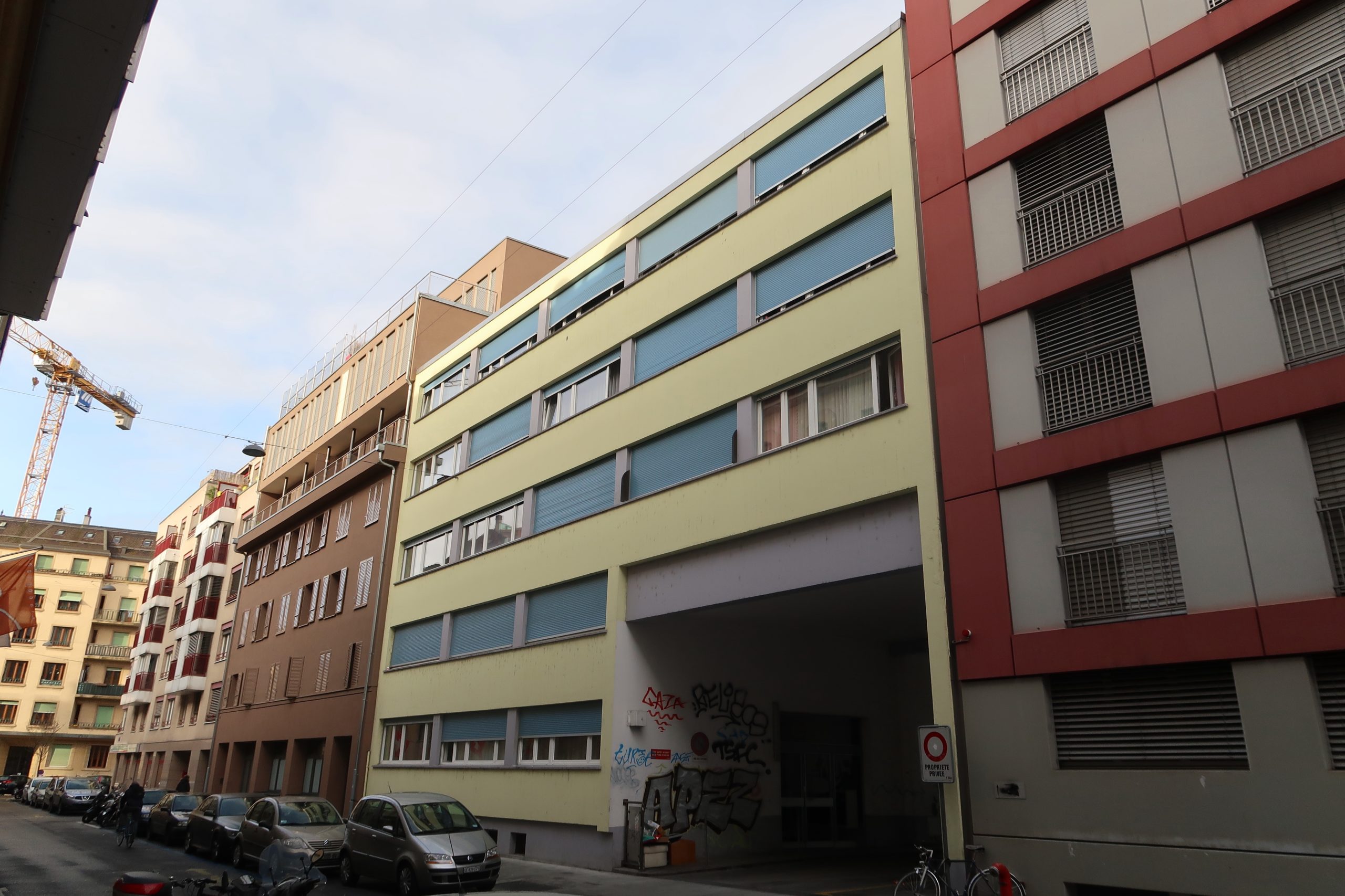 Rue FERRIER 13