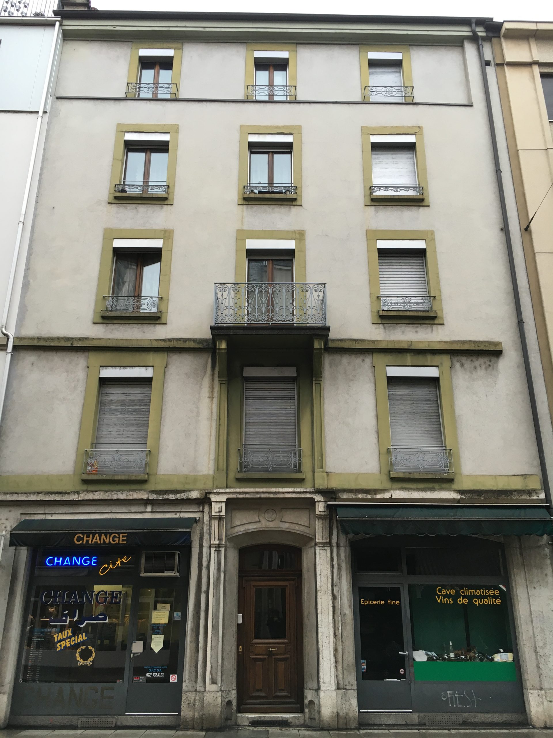 Rue de Monthoux 12