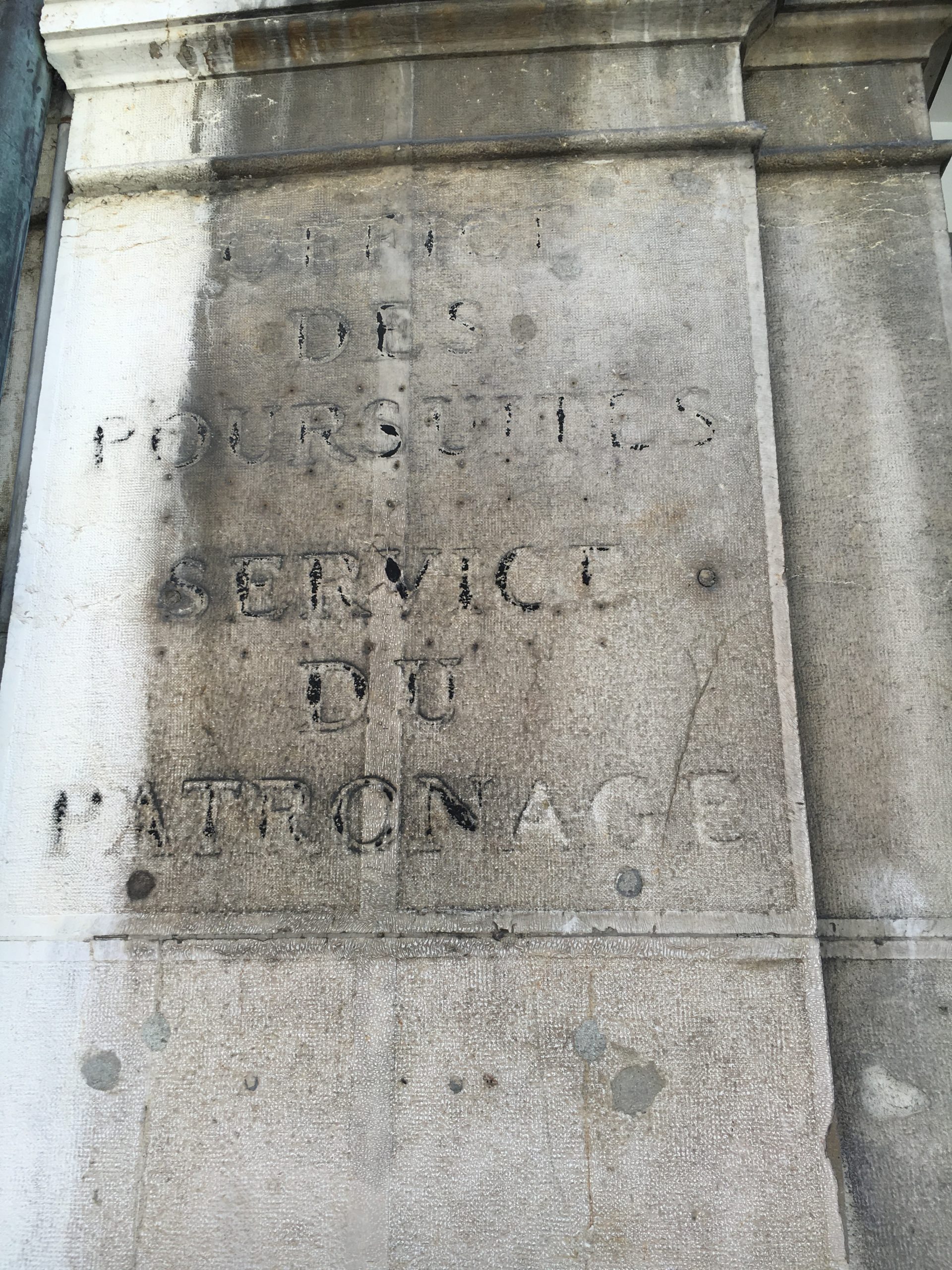 Rue de l’Hôtel-de-Ville 11