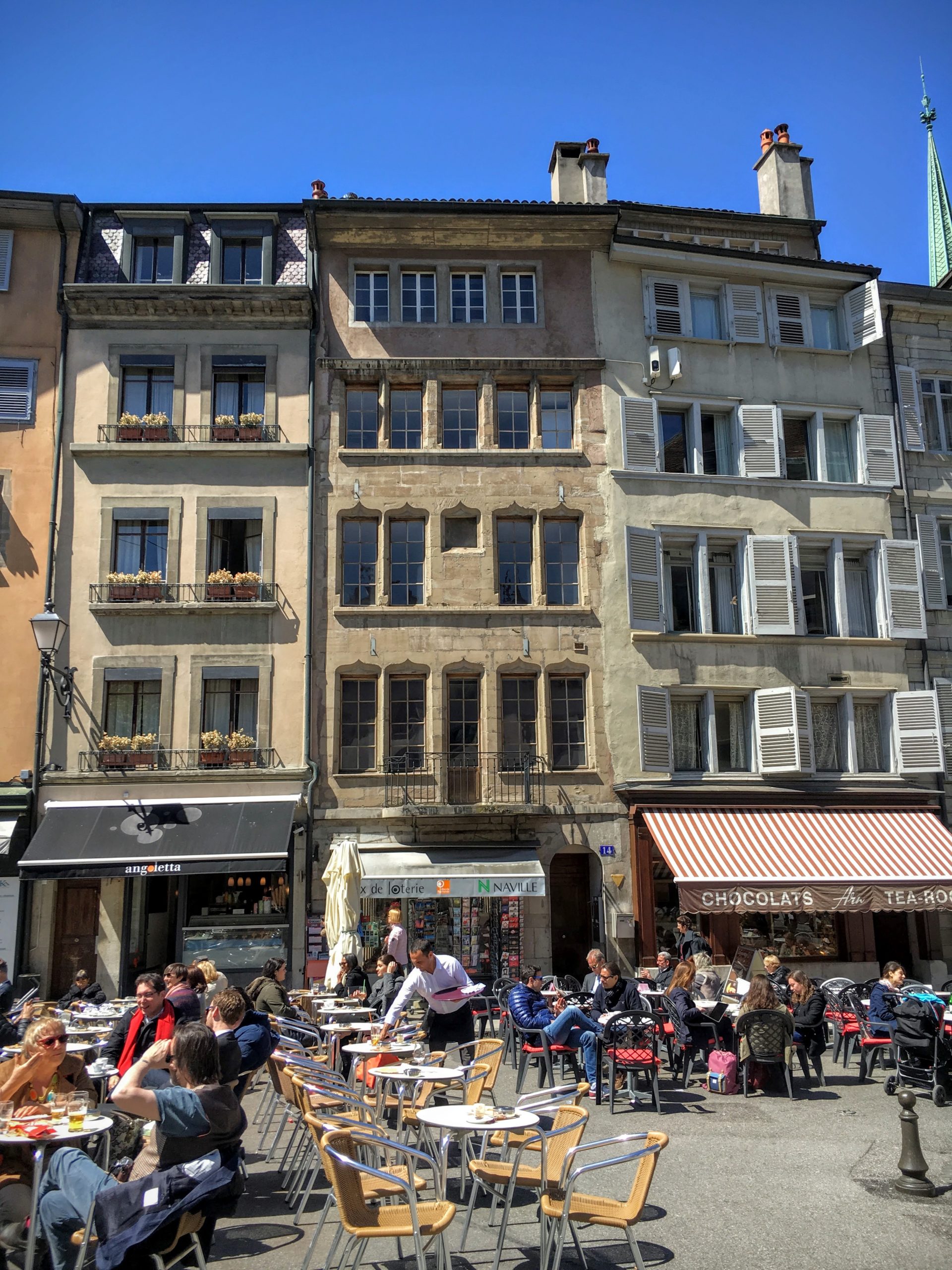Bourg-de-four14