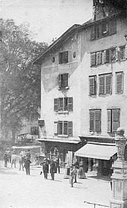 Place du Bourg-de-Four 20