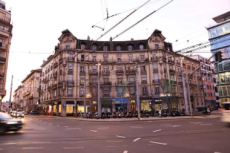 Rond-point de la Jonction 6-8