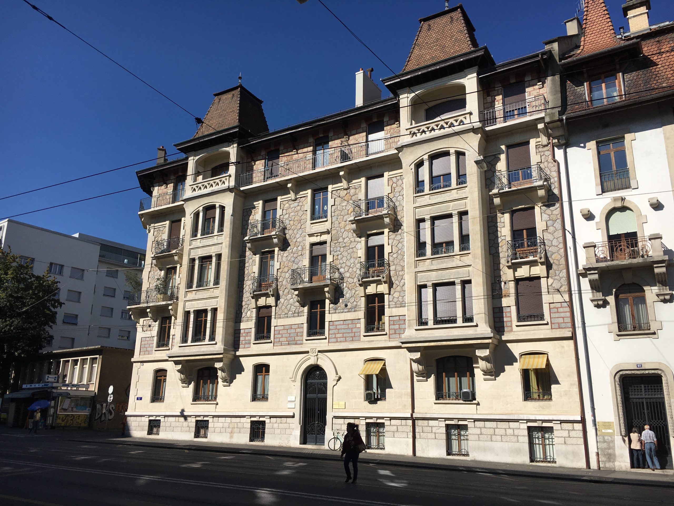 Rue_de_lyon_64-2016