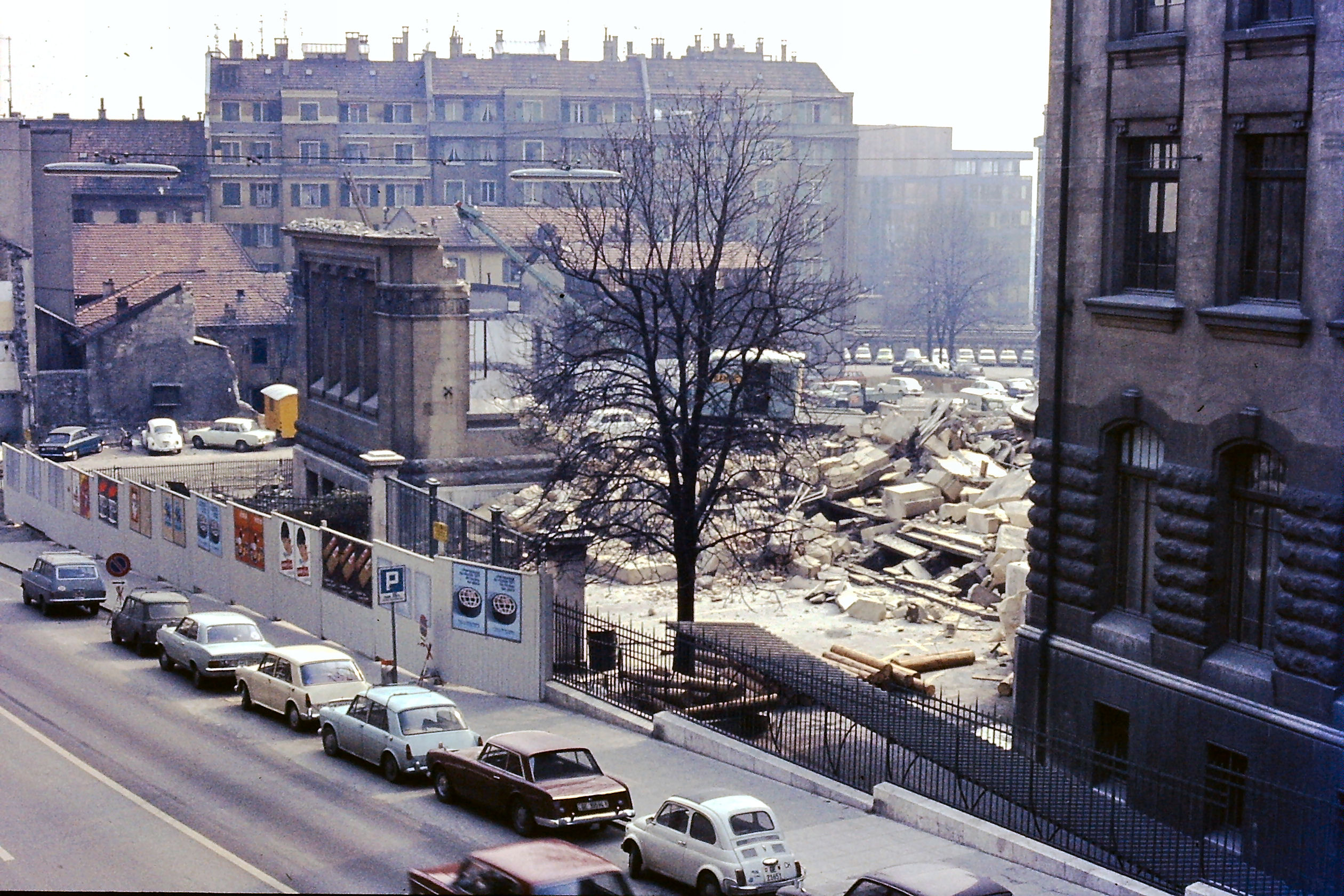 1971_collège_voltaire