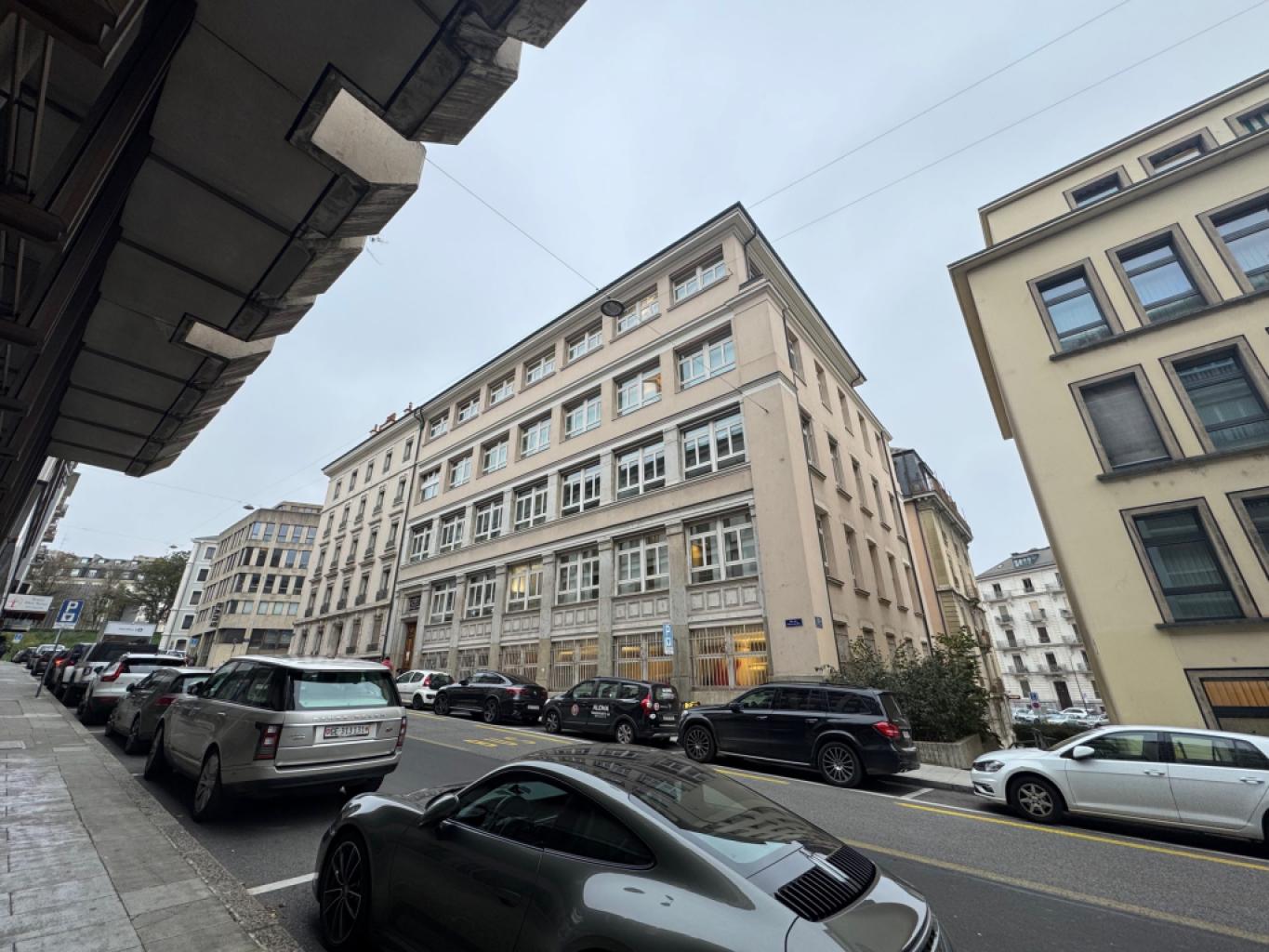 Rue des Glacis-de-Rive 12