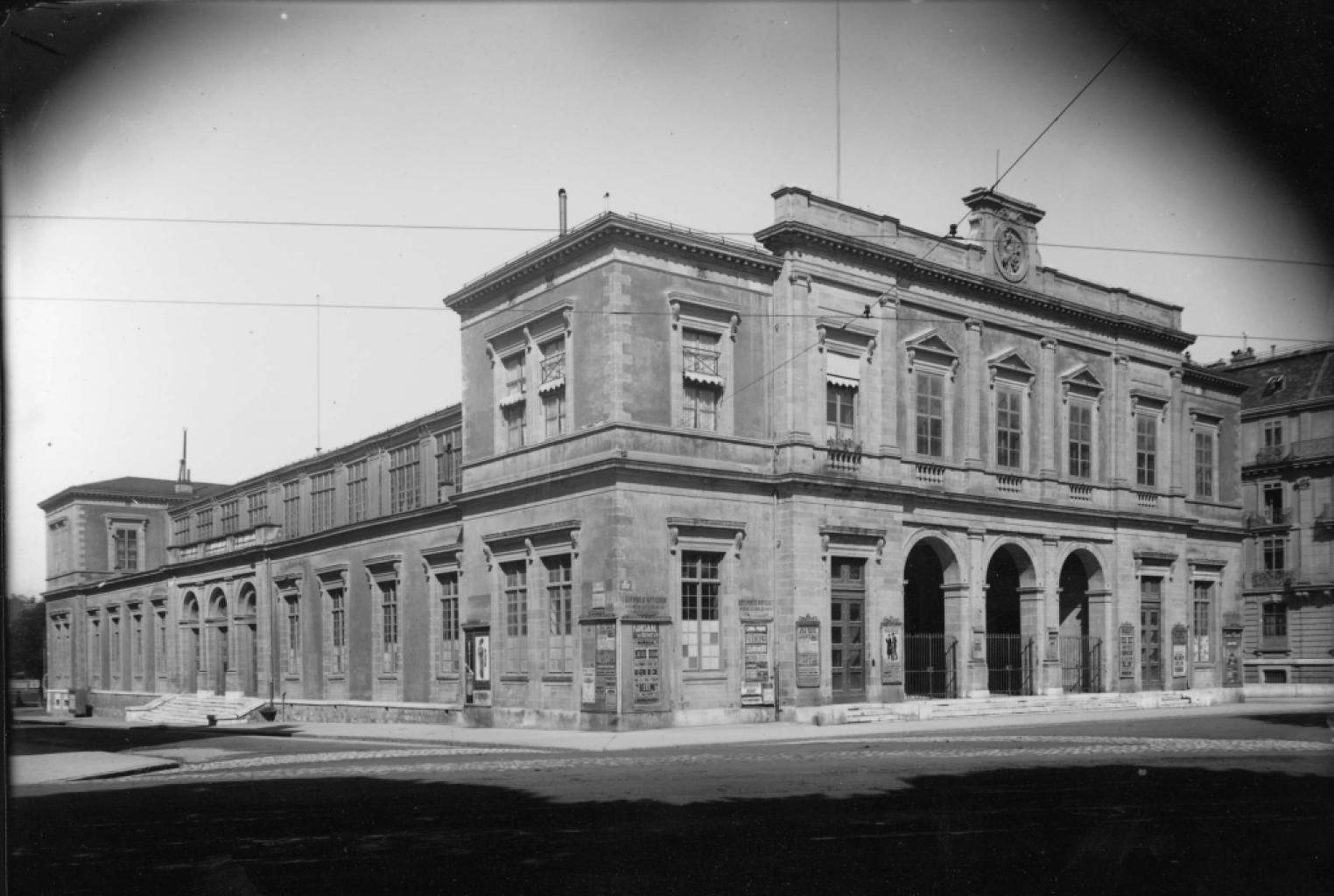 Bâtiment électoral (ancien)