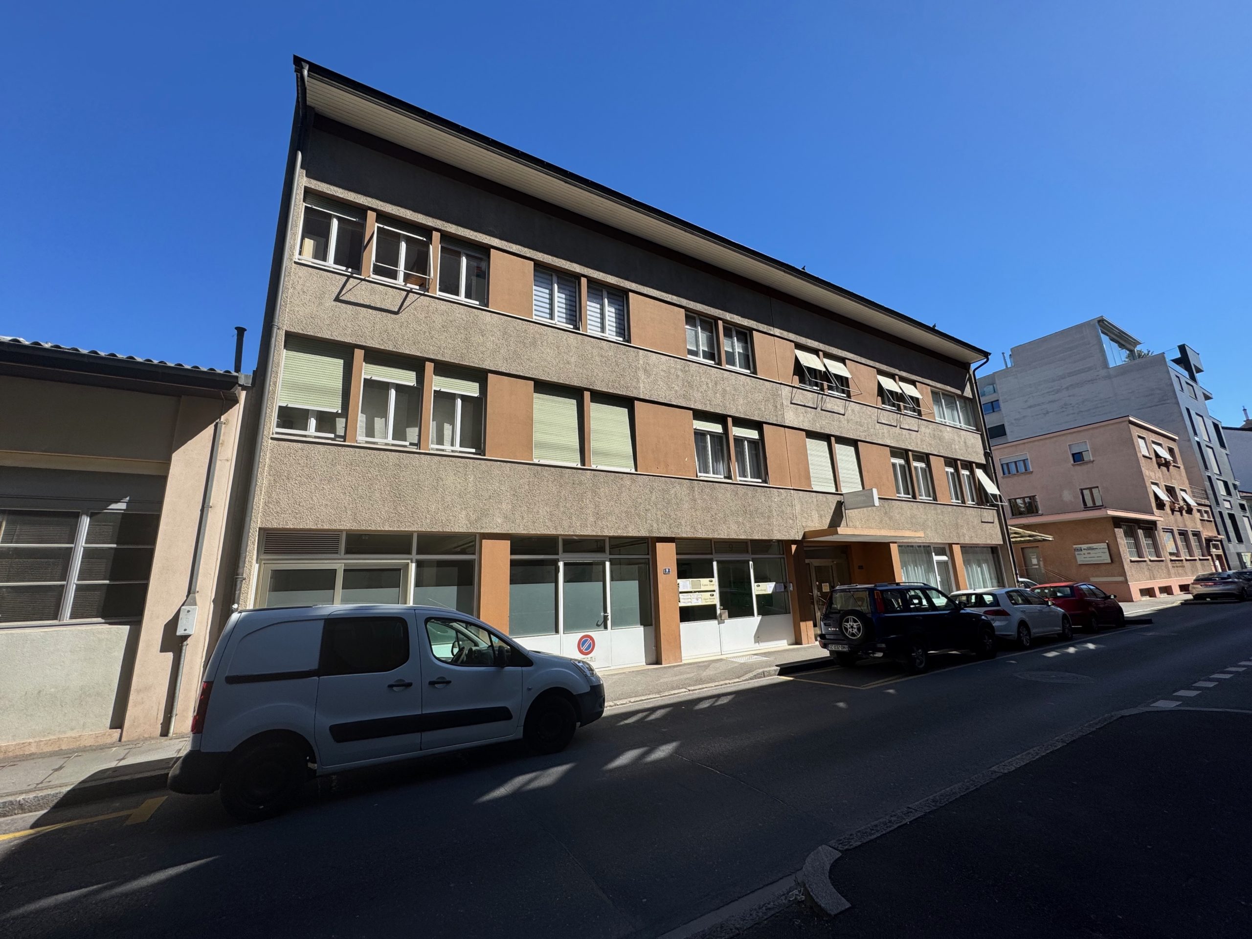Rue François-MEUNIER 9