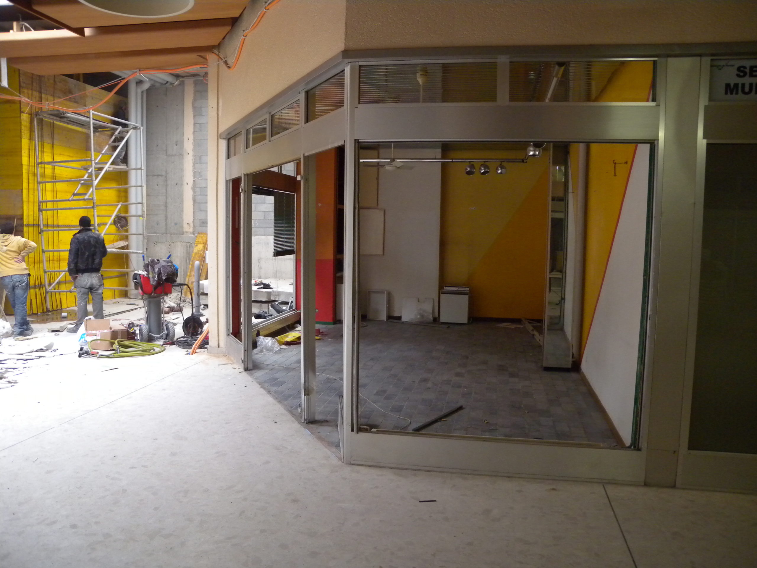 Vernier-Avanchet-Centre-commercial-38