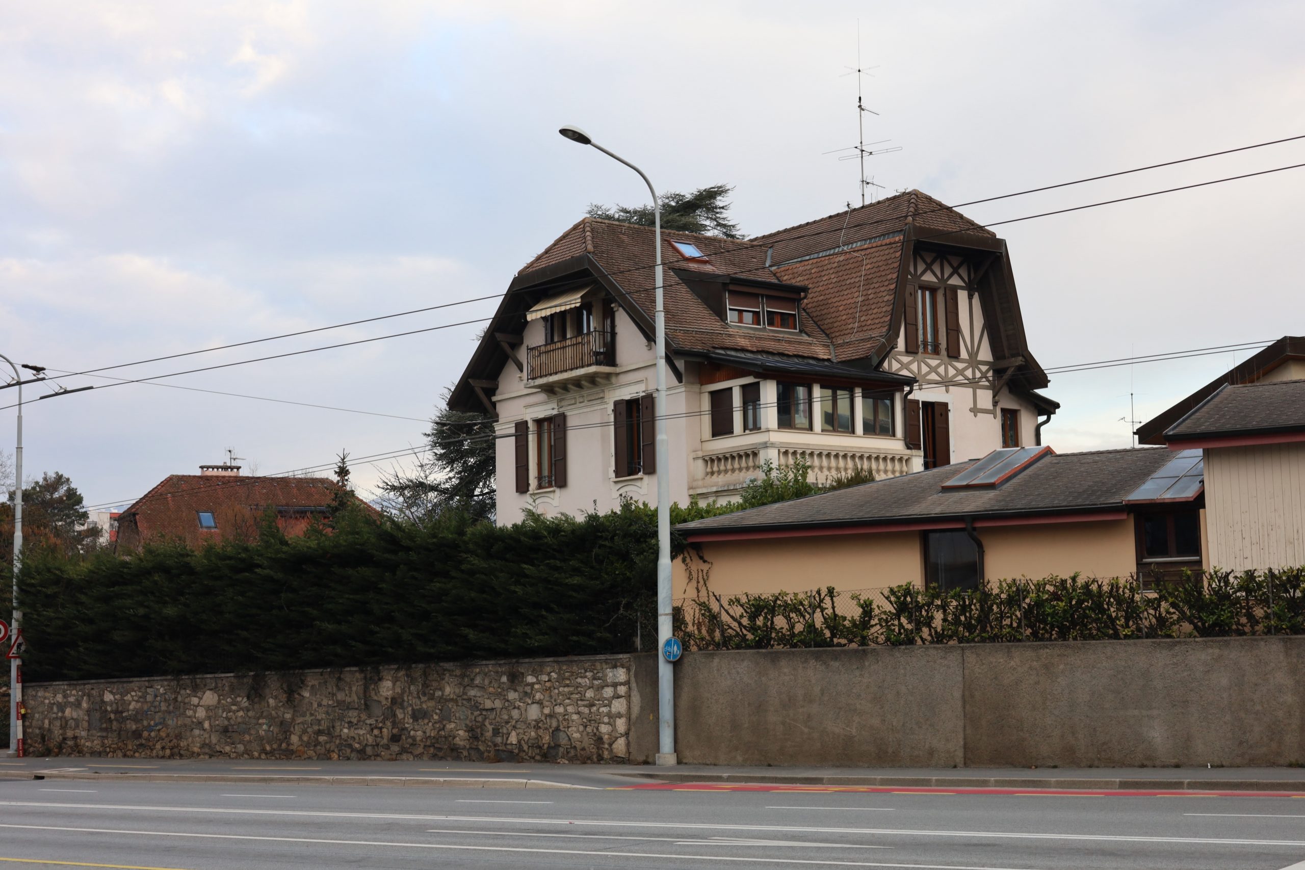 Bâtiment à Route de Vernier 94, 1219 Châtelaine