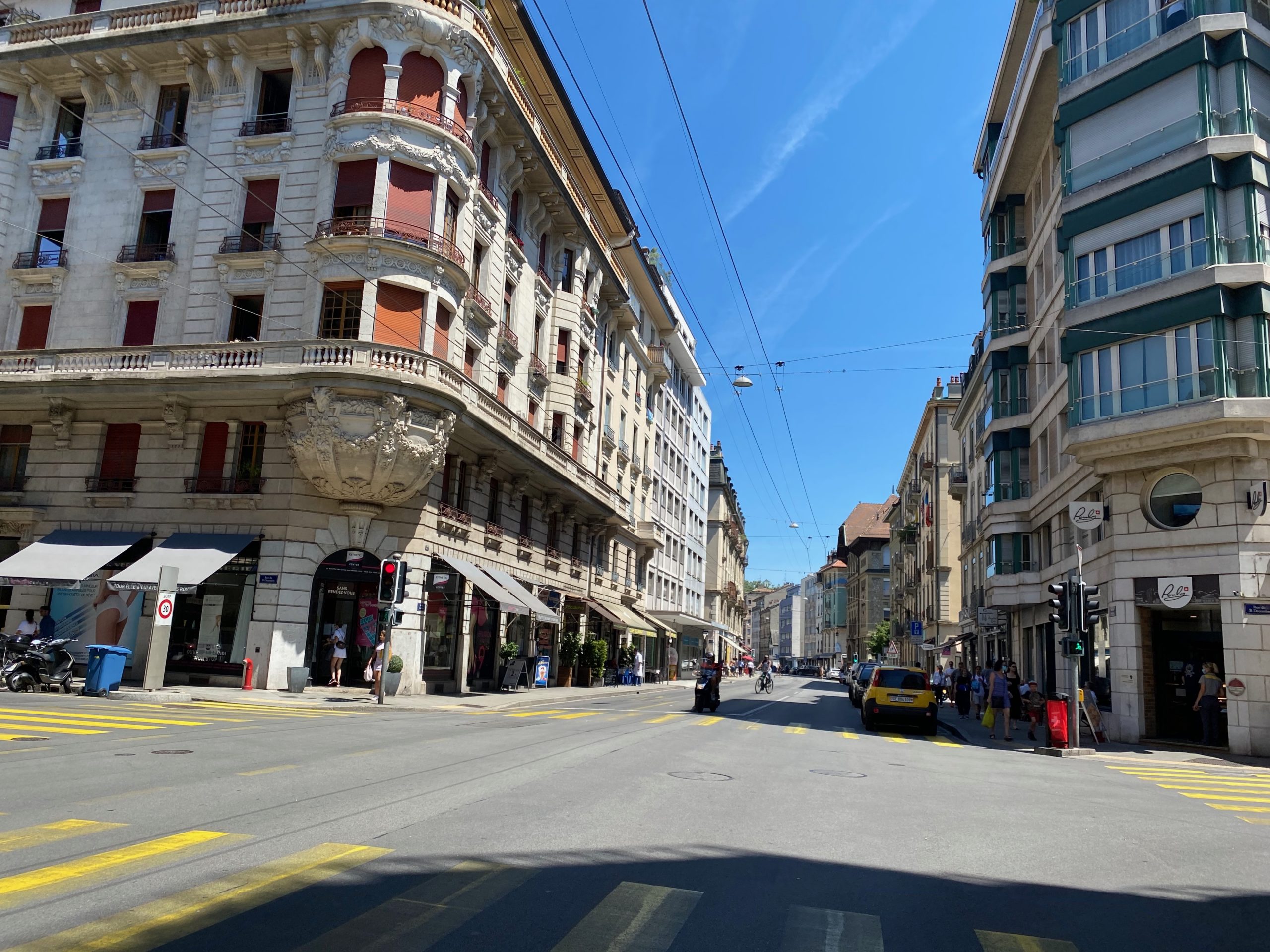 Rue des Eaux-Vives 47