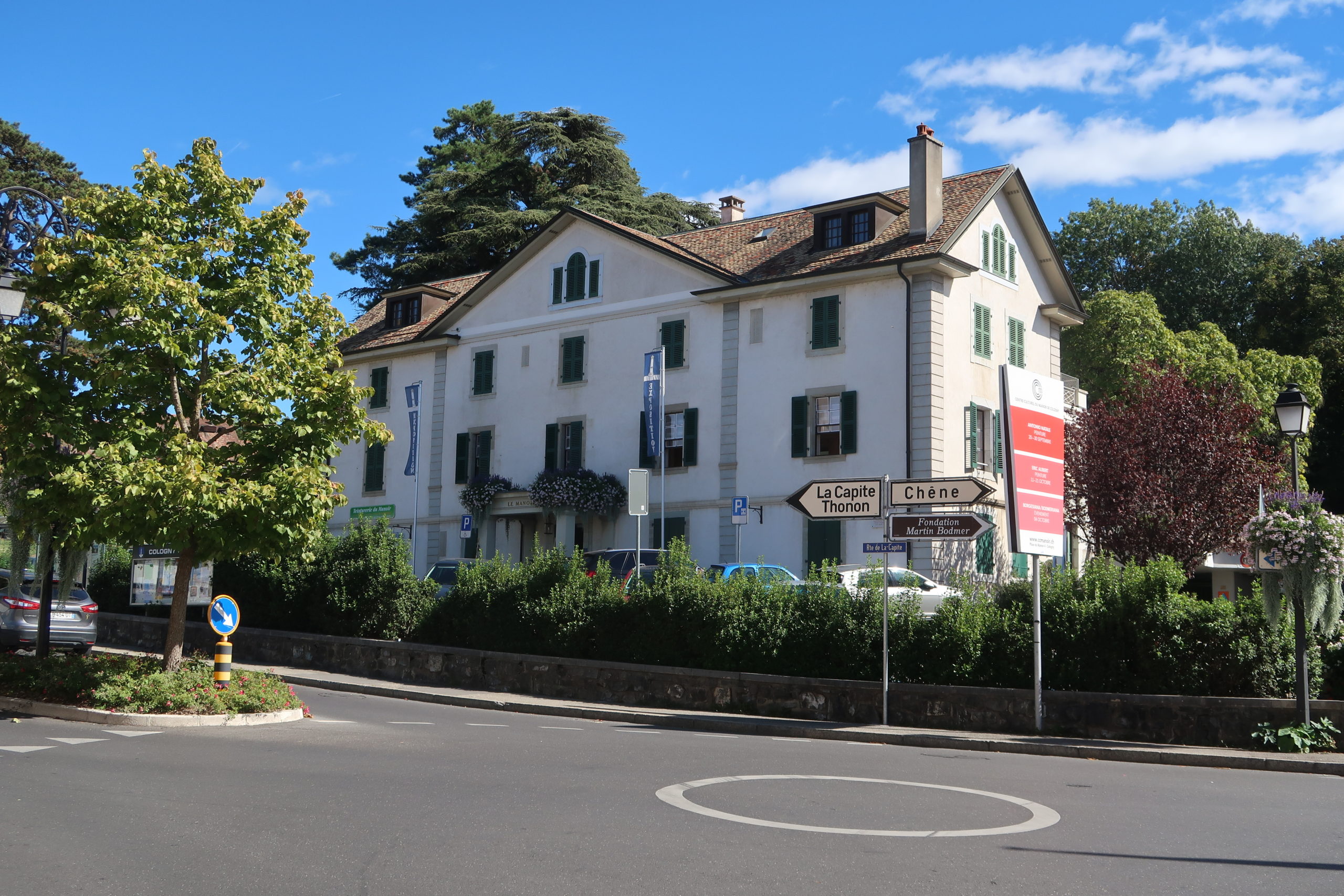 Place du Manoir 4