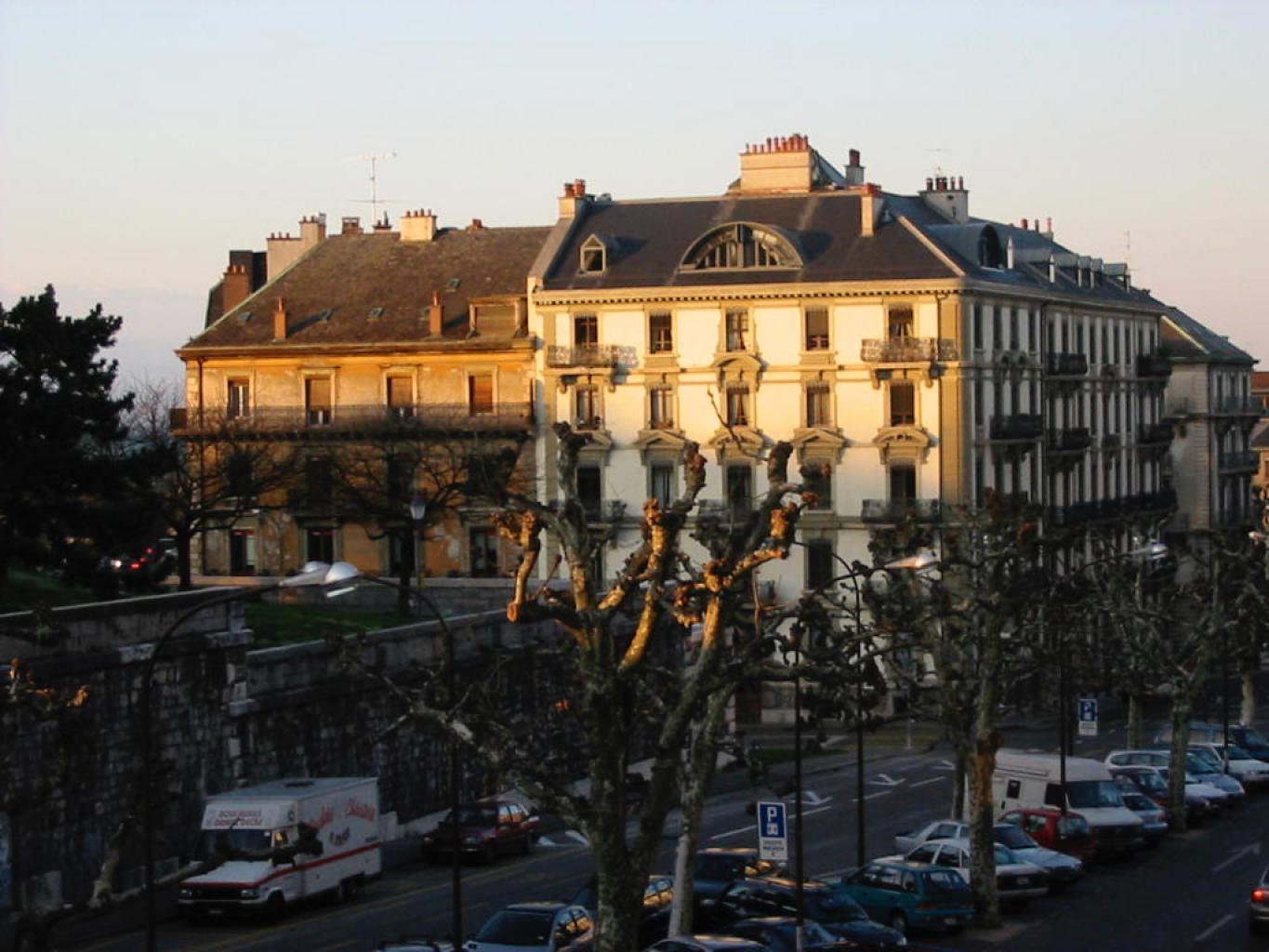 Rue Ferdinand-HODLER 5