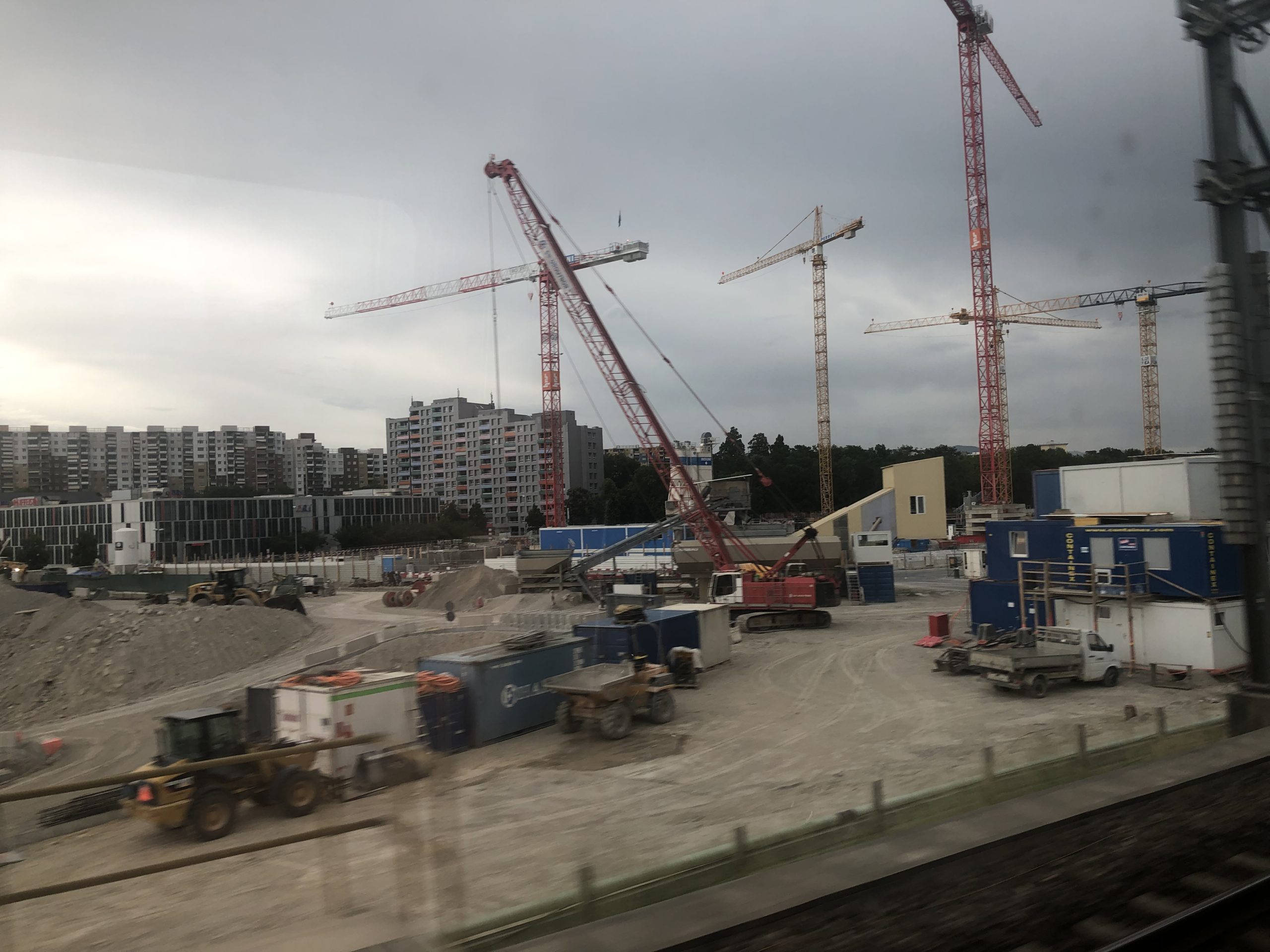 Avenue de l'Étang 2019-06-09_07-50-50