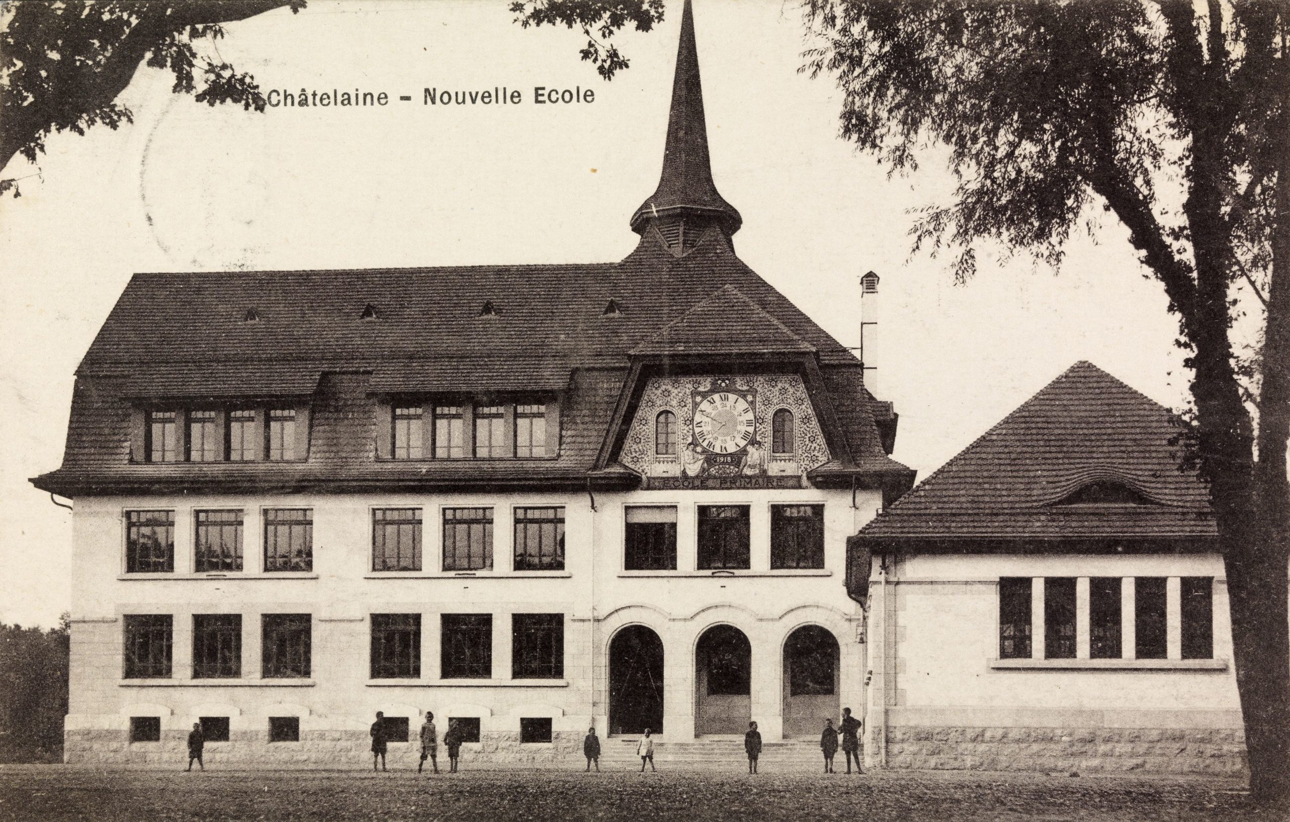 Châtelaine, nouvelle école