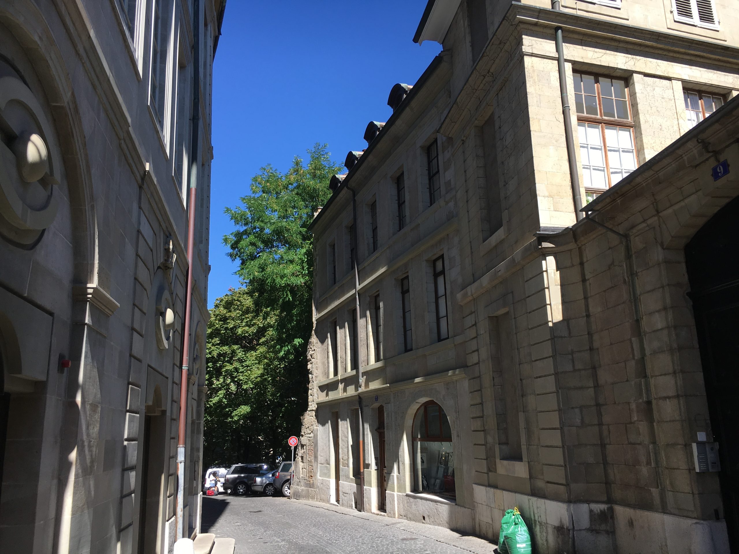 Rue Jean-CALVIN 7
