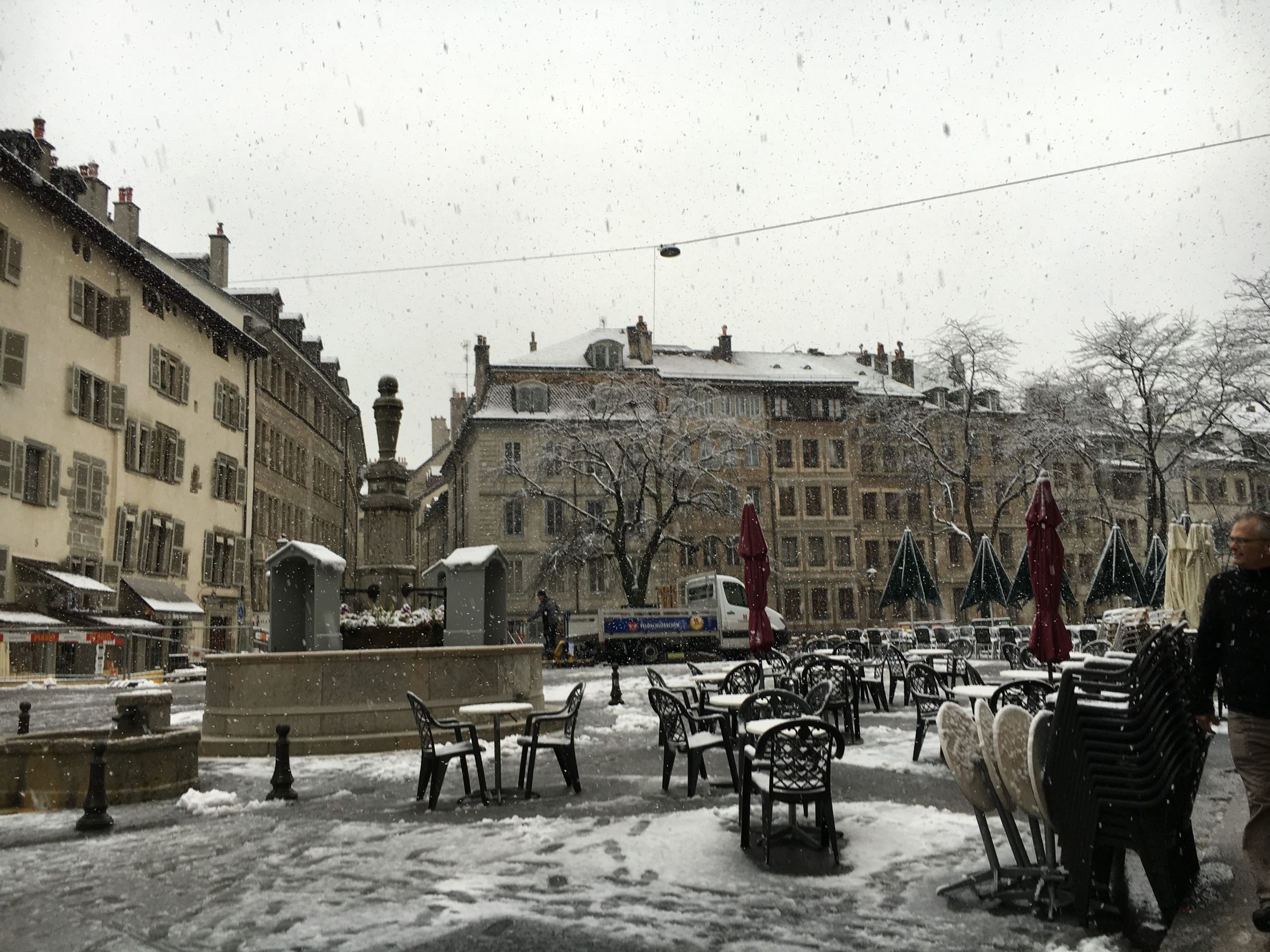 Place du Bourg de Four 2016-02-12_15-31-00