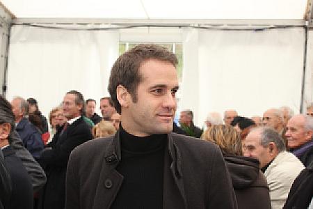 2011-11-15_12-51-26