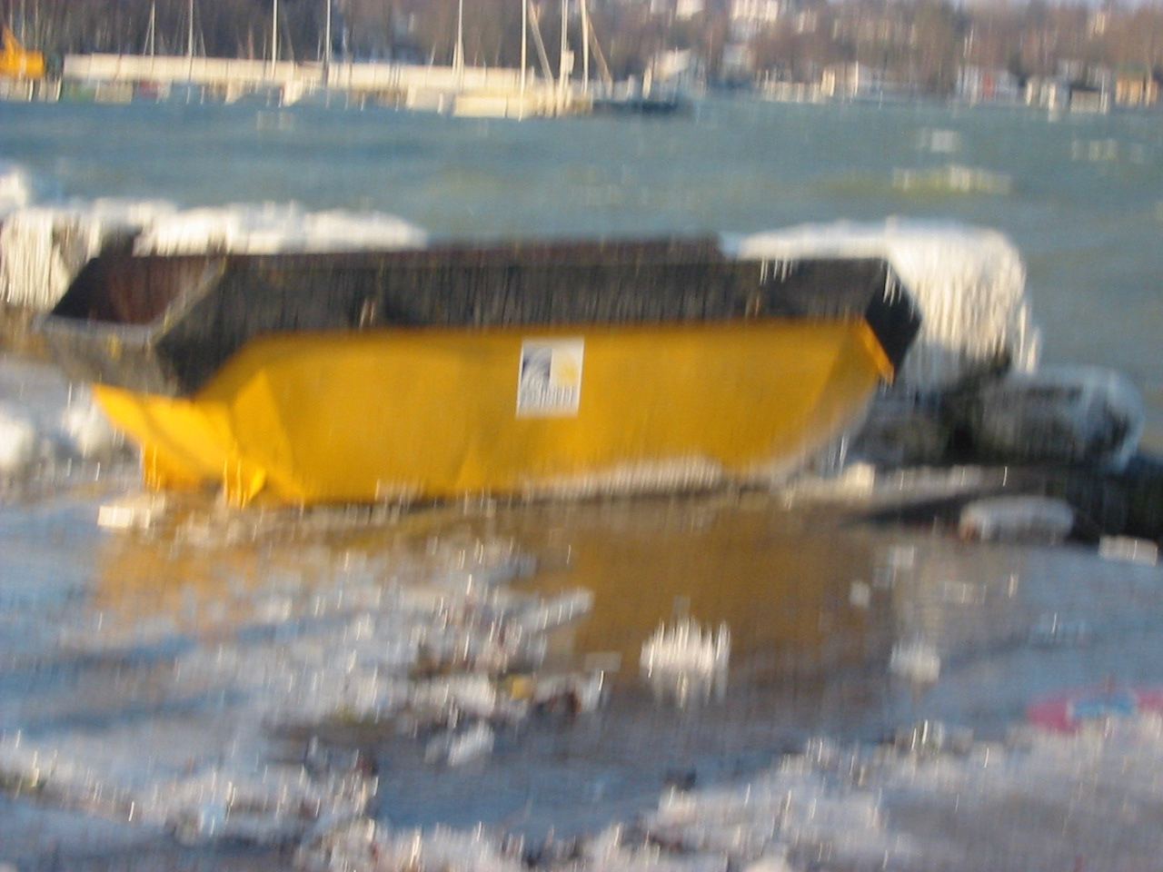 2005-01-29_16-53-46