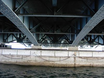 2003-04-19_15-32-18